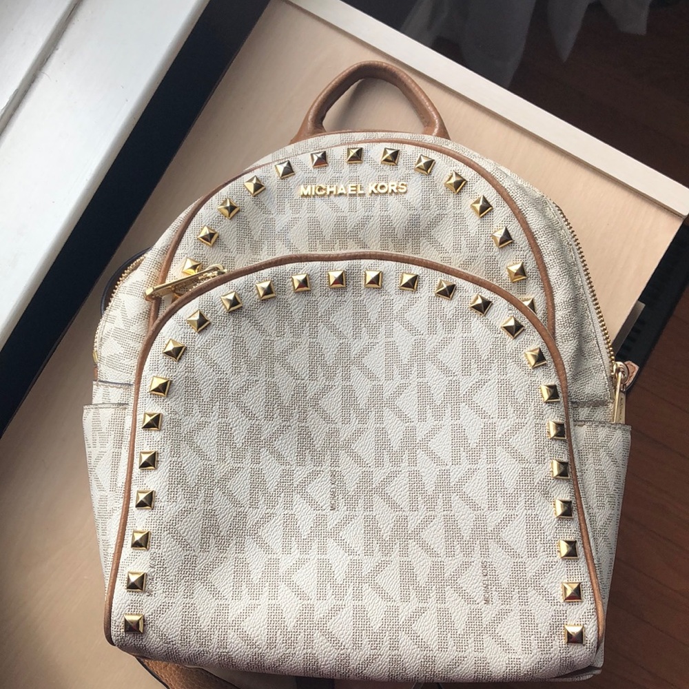 Beautiful Michael Kors bag